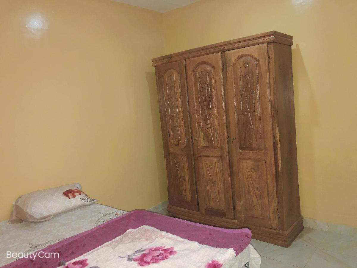 Awamuulamin Manneh Guest House Abuko ภายนอก รูปภาพ