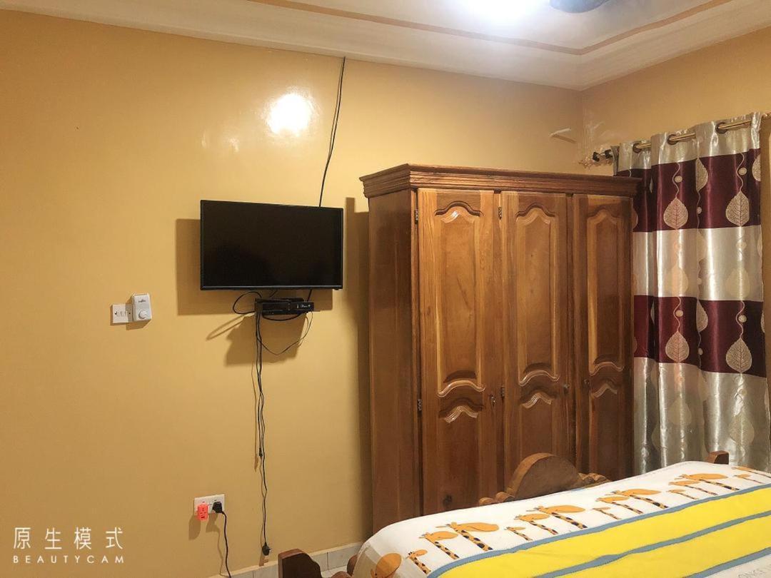 Awamuulamin Manneh Guest House Abuko ภายนอก รูปภาพ